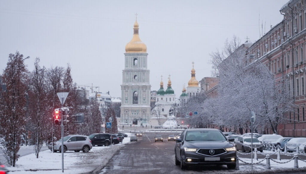 Авто із США у 2025 році: як українці економлять і чому перевірка VIN стала обов’язковою